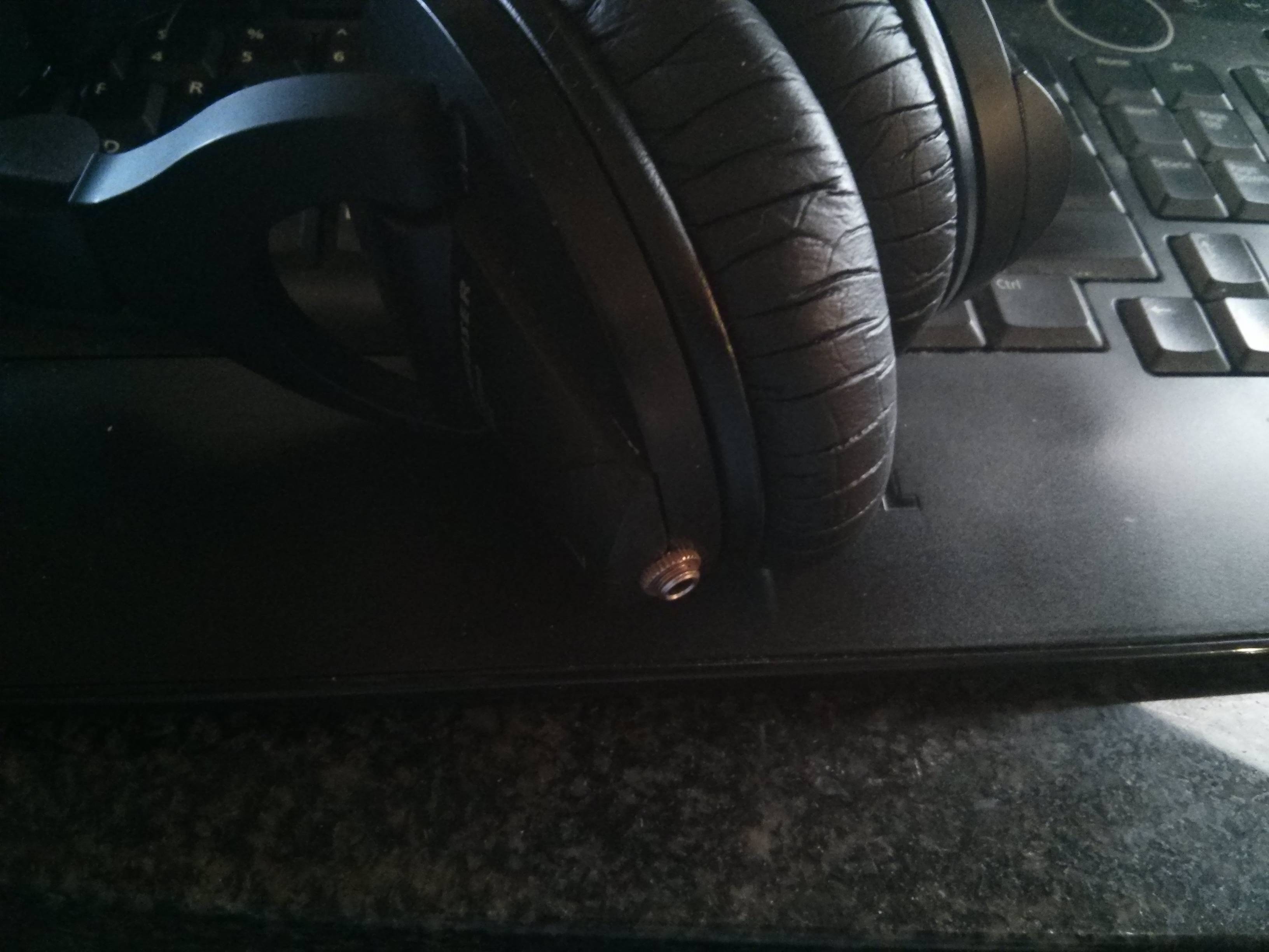 Marvel's Agents of S.H.I.E.L.D. S02E09 Ye Who Enter Here 720p WEB-DL DD5.1 H264-BS